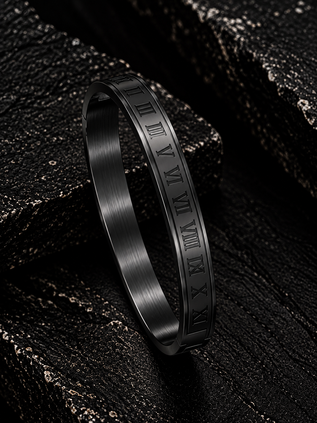 PULSERA IMPERIAL NUMEROS ROMANOS NEGRA